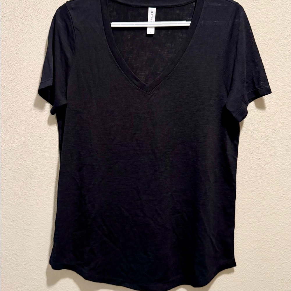 Athleta Black V-Neck Women's Tee Size M